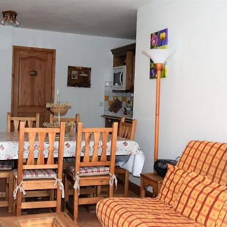 3 Pieces Avec Terrasse Pres Des Pistes - Fr-1-464-63 Apartment